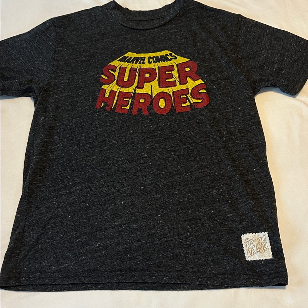 Original Retro Brand Boys Shirt
Size Medium